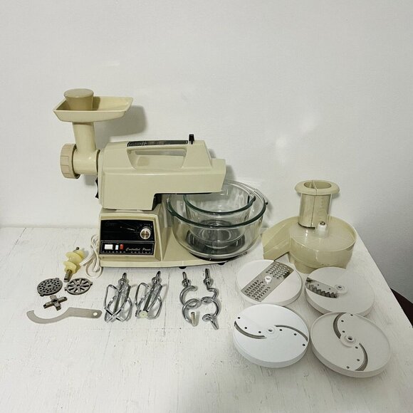 Vintage Oster Regency Kitchen Center  12 Speed w/ Attachments - Tested - Read - Picture 2 of 16